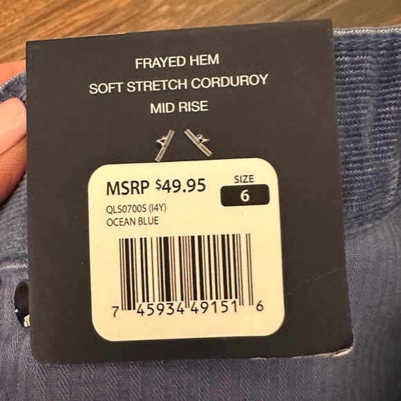 Gap Shorts NWT Corduroy Blue Frayed Hem Soft Stretch New With Tags Size 6 - Picture 7 of 10
